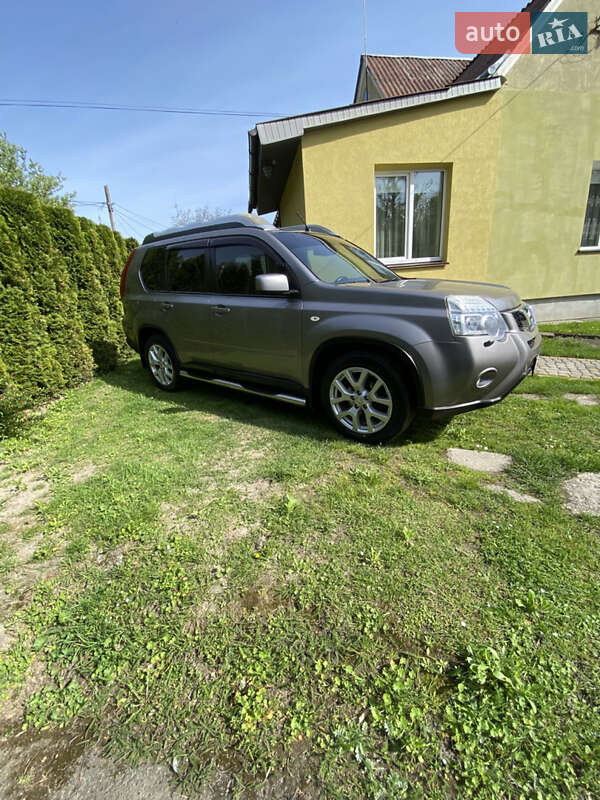 Внедорожник / Кроссовер Nissan X-Trail 2010 в Львове фото 4 Внедорожник / Кроссовер Nissan X-Trail 2010 в Львове
