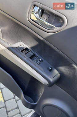 Позашляховик / Кросовер Nissan X-Trail 2011 в 
