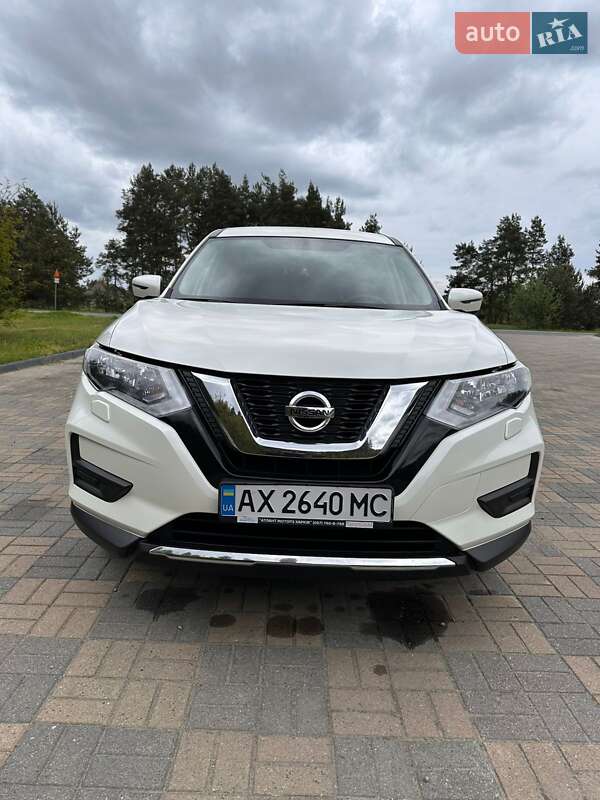 Внедорожник / Кроссовер Nissan X-Trail 2021 в 