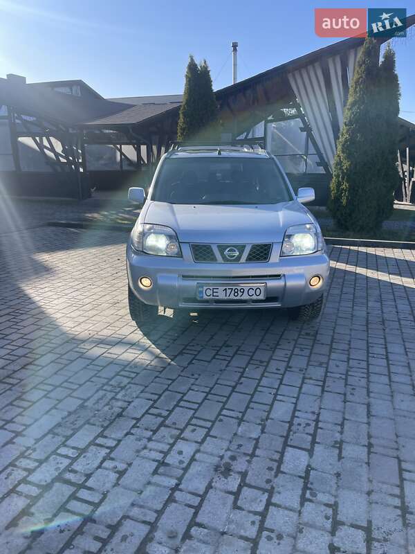 Внедорожник / Кроссовер Nissan X-Trail 2005 в Косове