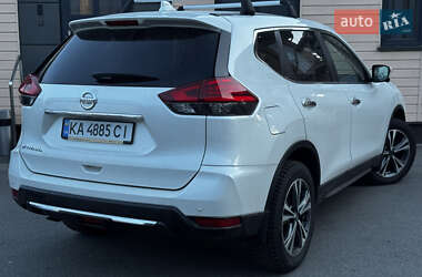 Внедорожник / Кроссовер Nissan X-Trail 2018 в 