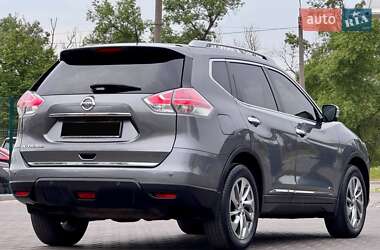 Внедорожник / Кроссовер Nissan X-Trail 2014 в 