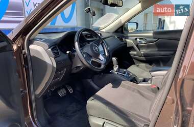 Внедорожник / Кроссовер Nissan X-Trail 2018 в 