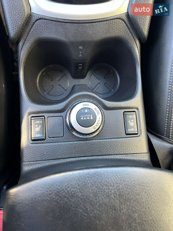 Позашляховик / Кросовер Nissan X-Trail 2017 в Коломиї