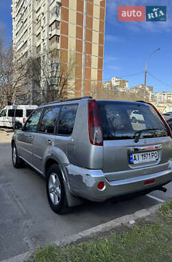 Внедорожник / Кроссовер Nissan X-Trail 2007 в 