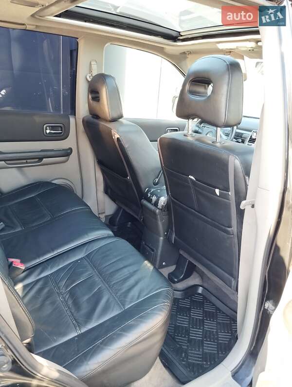 Позашляховик / Кросовер Nissan X-Trail 2005 в Луцьку