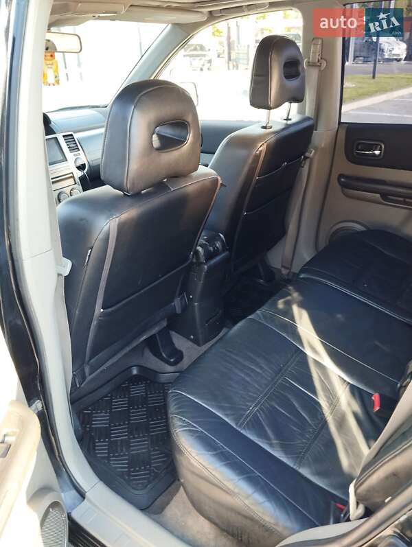 Позашляховик / Кросовер Nissan X-Trail 2005 в Луцьку