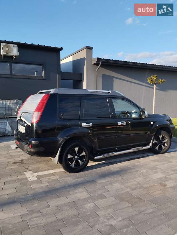 Позашляховик / Кросовер Nissan X-Trail 2005 в Луцьку