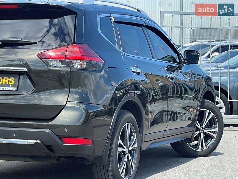 Позашляховик / Кросовер Nissan X-Trail 2019 в Києві