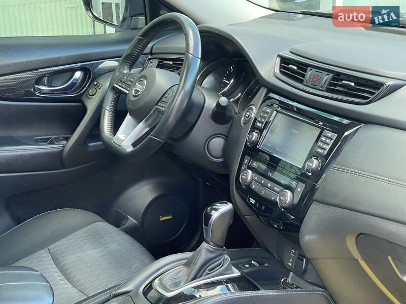 Позашляховик / Кросовер Nissan X-Trail 2019 в Києві