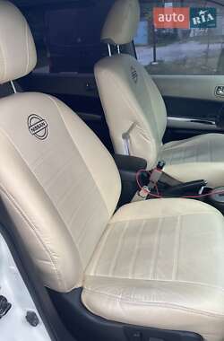 Позашляховик / Кросовер Nissan X-Trail 2008 в 