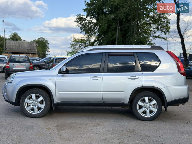 Внедорожник / Кроссовер Nissan X-Trail 2011 в Полтаве