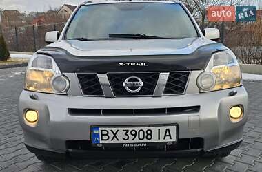 Позашляховик / Кросовер Nissan X-Trail 2010 в 