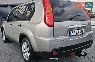 Позашляховик / Кросовер Nissan X-Trail 2010 в 