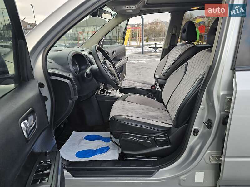 Внедорожник / Кроссовер Nissan X-Trail 2010 в Житомире