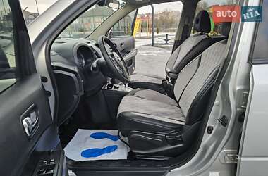 Позашляховик / Кросовер Nissan X-Trail 2010 в 