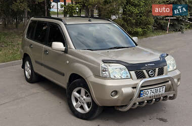 Позашляховик / Кросовер Nissan X-Trail 2006 в 