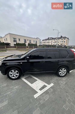 Позашляховик / Кросовер Nissan X-Trail 2007 в 