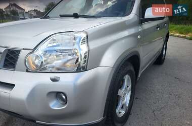 Внедорожник / Кроссовер Nissan X-Trail 2008 в 
