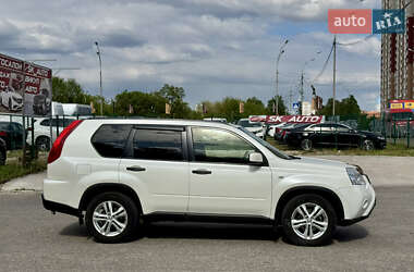 Внедорожник / Кроссовер Nissan X-Trail 2013 в 