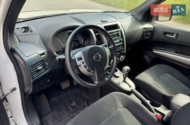 Внедорожник / Кроссовер Nissan X-Trail 2013 в 