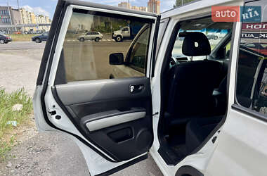 Внедорожник / Кроссовер Nissan X-Trail 2013 в 