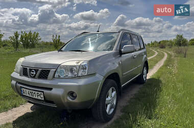 Позашляховик / Кросовер Nissan X-Trail 2006 в Києві
