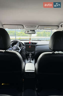 Позашляховик / Кросовер Nissan X-Trail 2021 в 