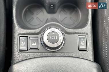 Позашляховик / Кросовер Nissan X-Trail 2017 в 