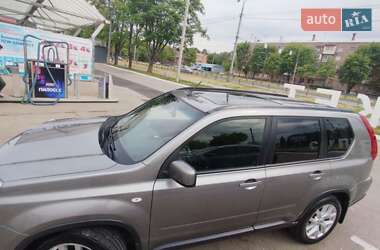 Внедорожник / Кроссовер Nissan X-Trail 2013 в 