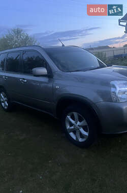 Внедорожник / Кроссовер Nissan X-Trail 2008 в 