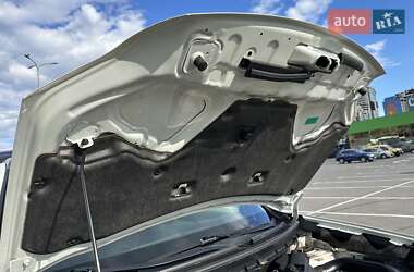 Позашляховик / Кросовер Nissan X-Trail 2011 в 