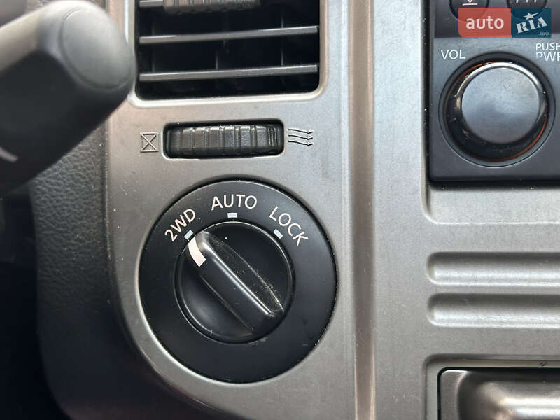 Внедорожник / Кроссовер Nissan X-Trail 2004 в Ровно