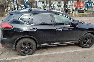 Внедорожник / Кроссовер Nissan X-Trail 2017 в 