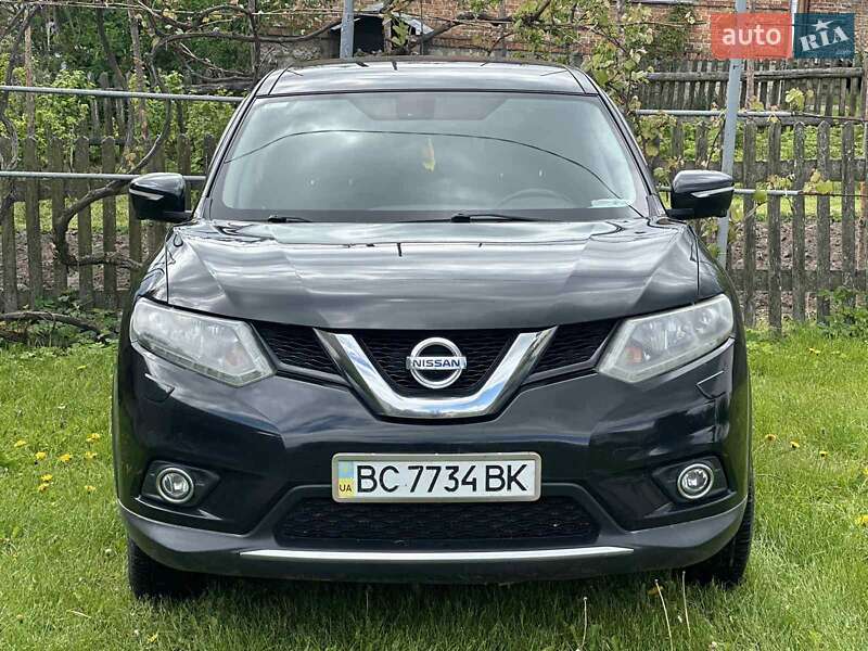 Nissan X-Trail 2015