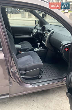Позашляховик / Кросовер Nissan X-Trail 2011 в 