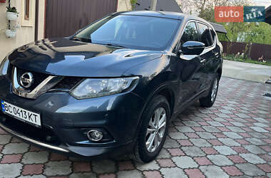 Внедорожник / Кроссовер Nissan X-Trail 2015 в 