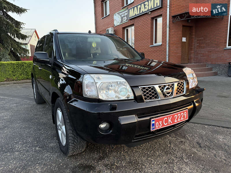 Позашляховик / Кросовер Nissan X-Trail 2007 в Кременці