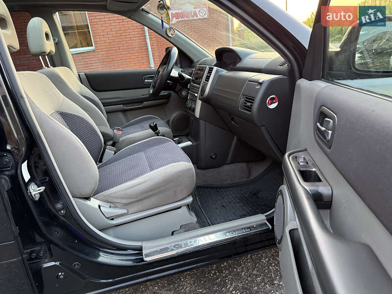 Позашляховик / Кросовер Nissan X-Trail 2007 в Кременці