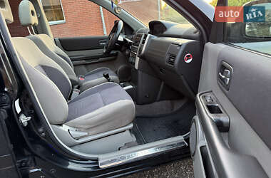 Внедорожник / Кроссовер Nissan X-Trail 2007 в 