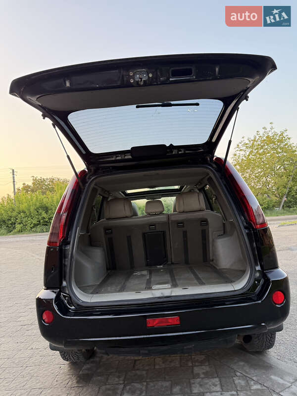 Позашляховик / Кросовер Nissan X-Trail 2007 в Кременці