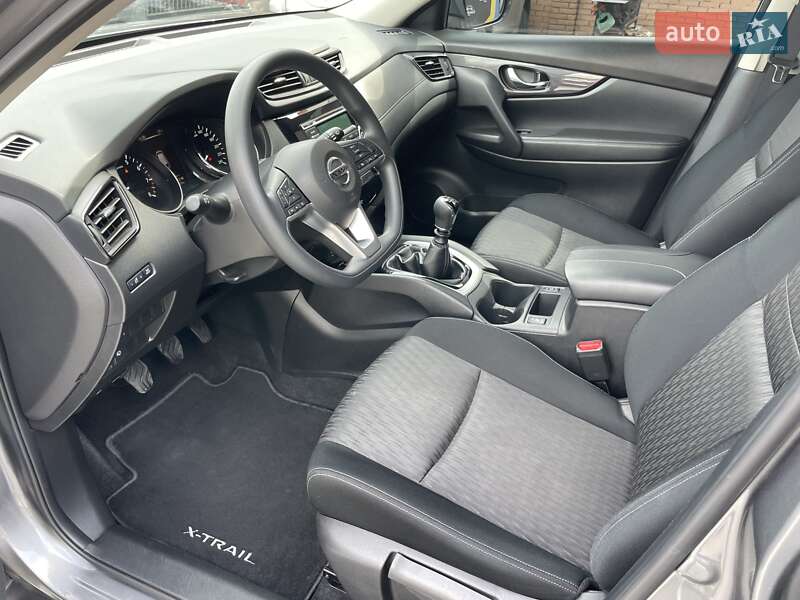 Внедорожник / Кроссовер Nissan X-Trail 2021 в Виннице