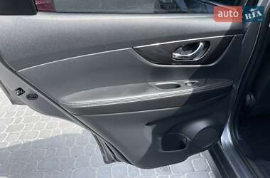 Позашляховик / Кросовер Nissan X-Trail 2021 в 