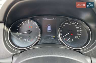 Позашляховик / Кросовер Nissan X-Trail 2021 в 