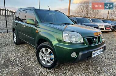 Внедорожник / Кроссовер Nissan X-Trail 2001 в 