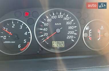 Внедорожник / Кроссовер Nissan X-Trail 2001 в 