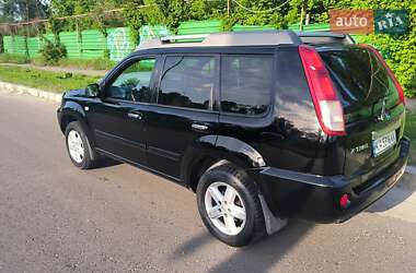 Внедорожник / Кроссовер Nissan X-Trail 2005 в 