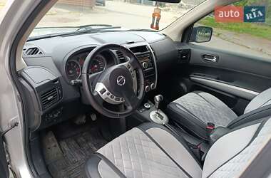 Позашляховик / Кросовер Nissan X-Trail 2010 в 