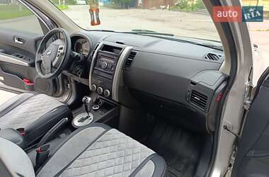 Позашляховик / Кросовер Nissan X-Trail 2010 в 