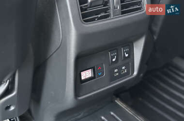 Позашляховик / Кросовер Nissan X-Trail 2024 в 